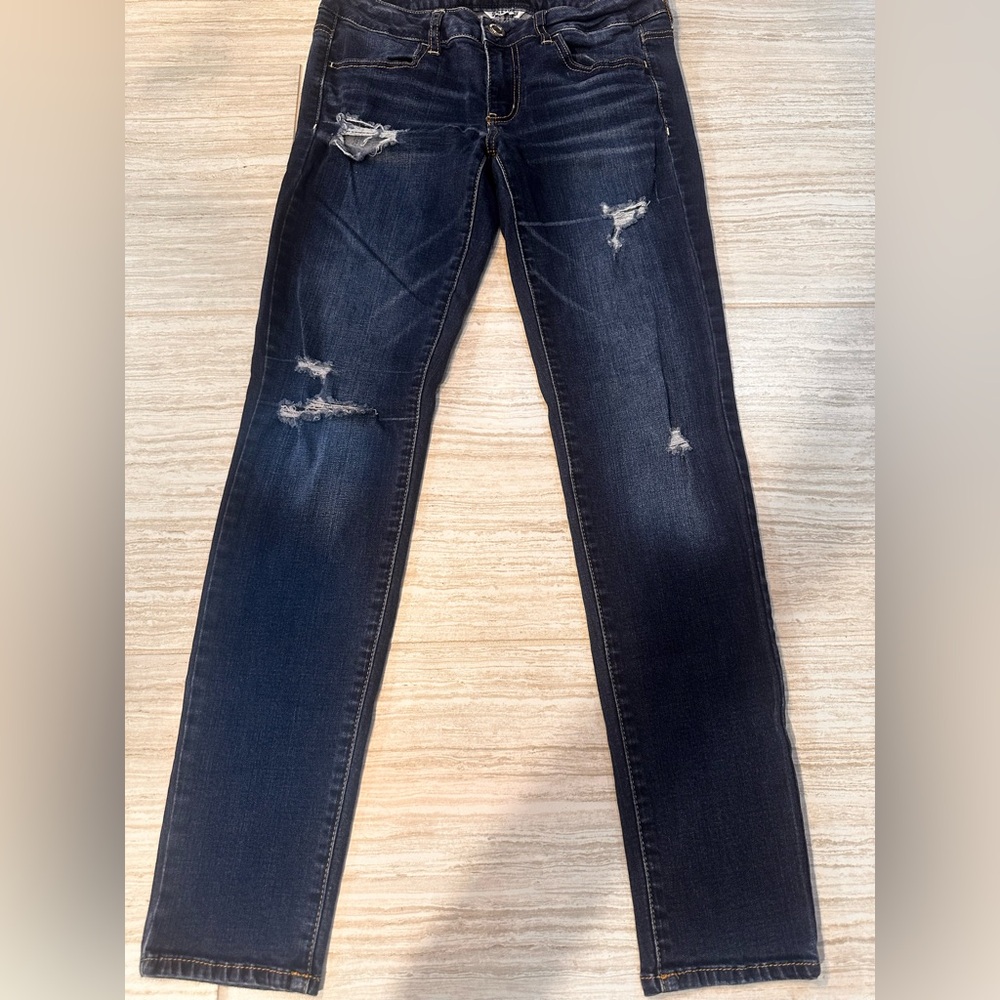 American Eagle Distressed Jeggings 
Size 6